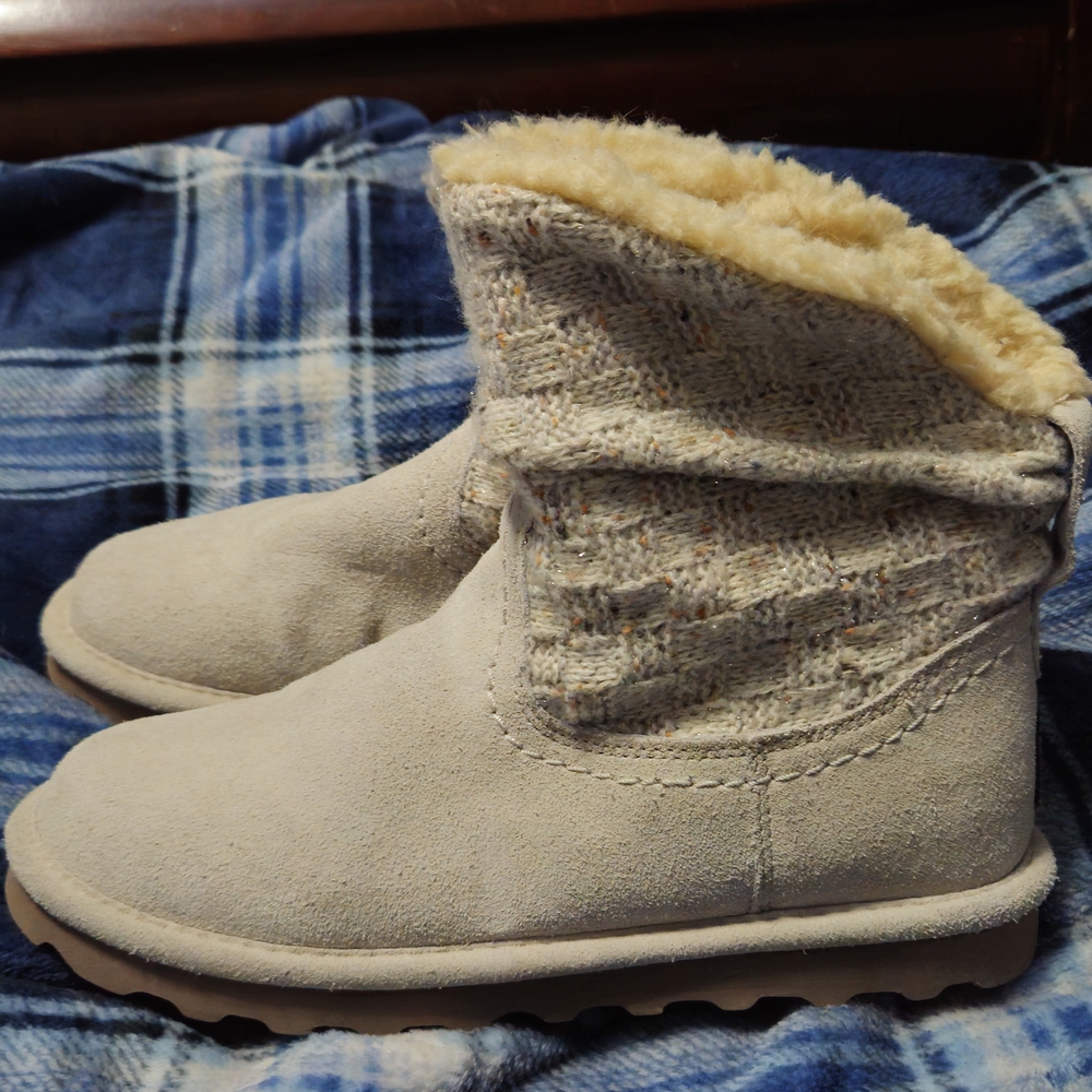 BearPaw Women's Ankle Boots with Knit Cuff in Cream